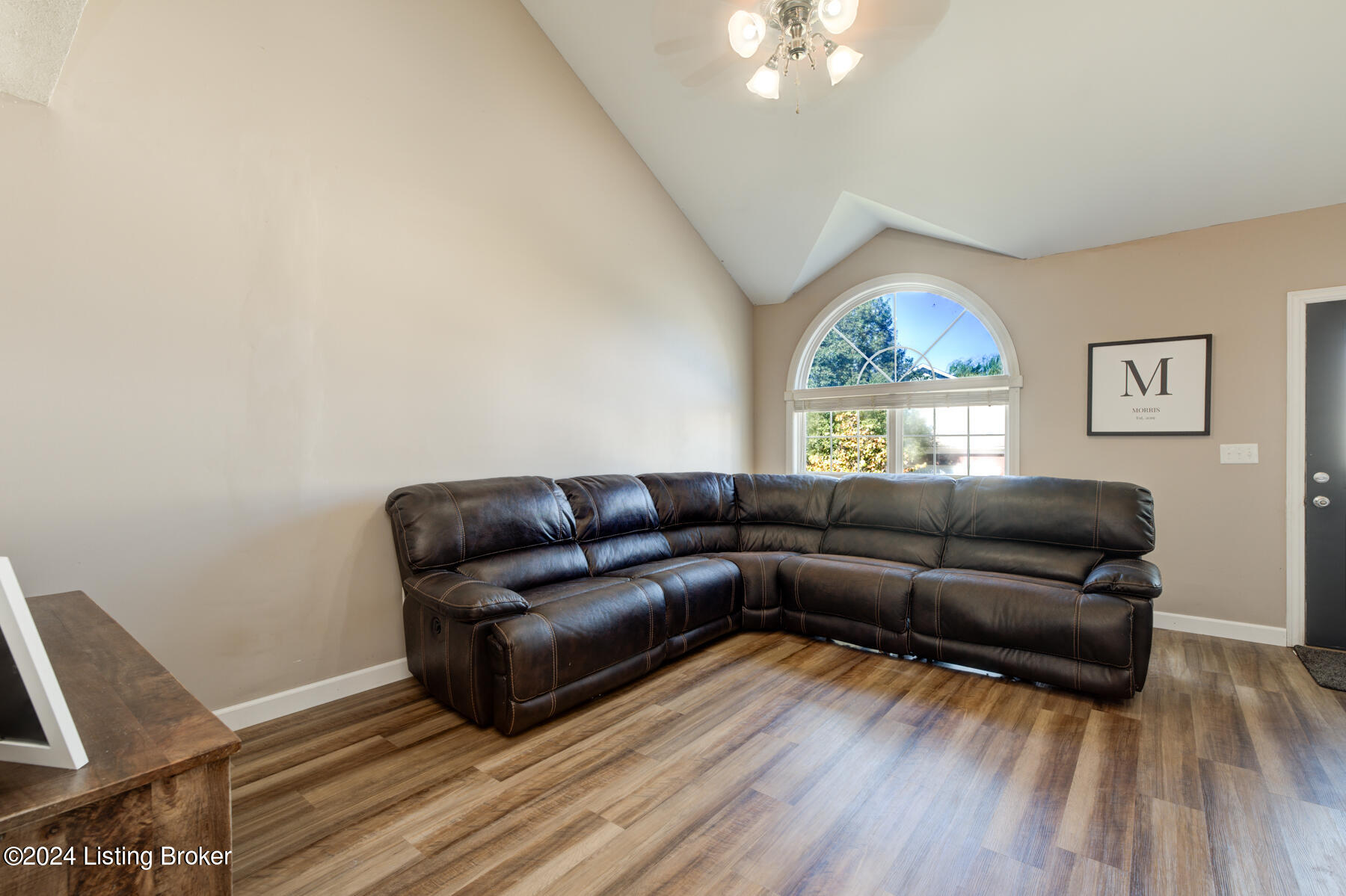 106 Spencer Ct