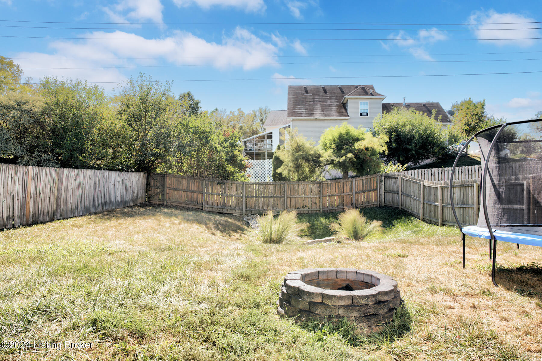 106 Spencer Ct