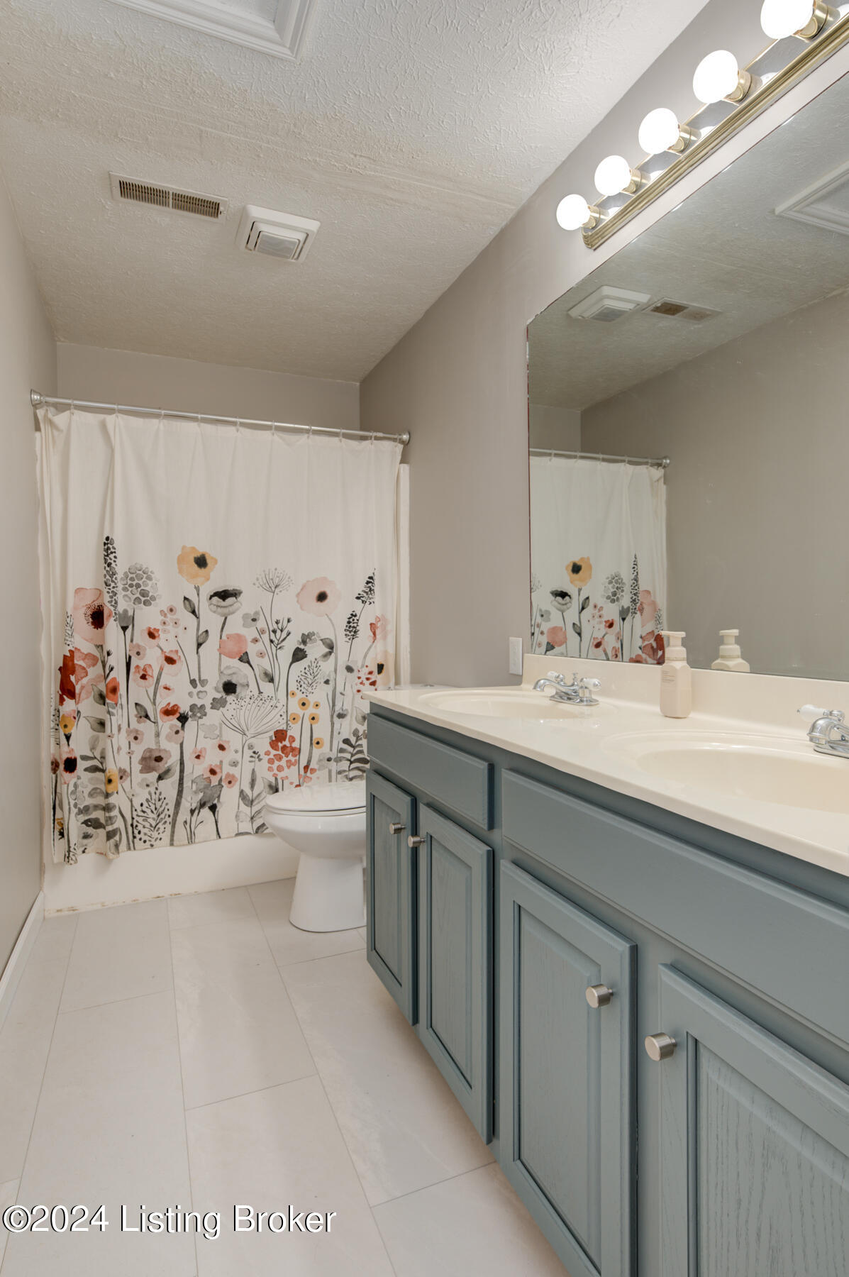 106 Spencer Ct