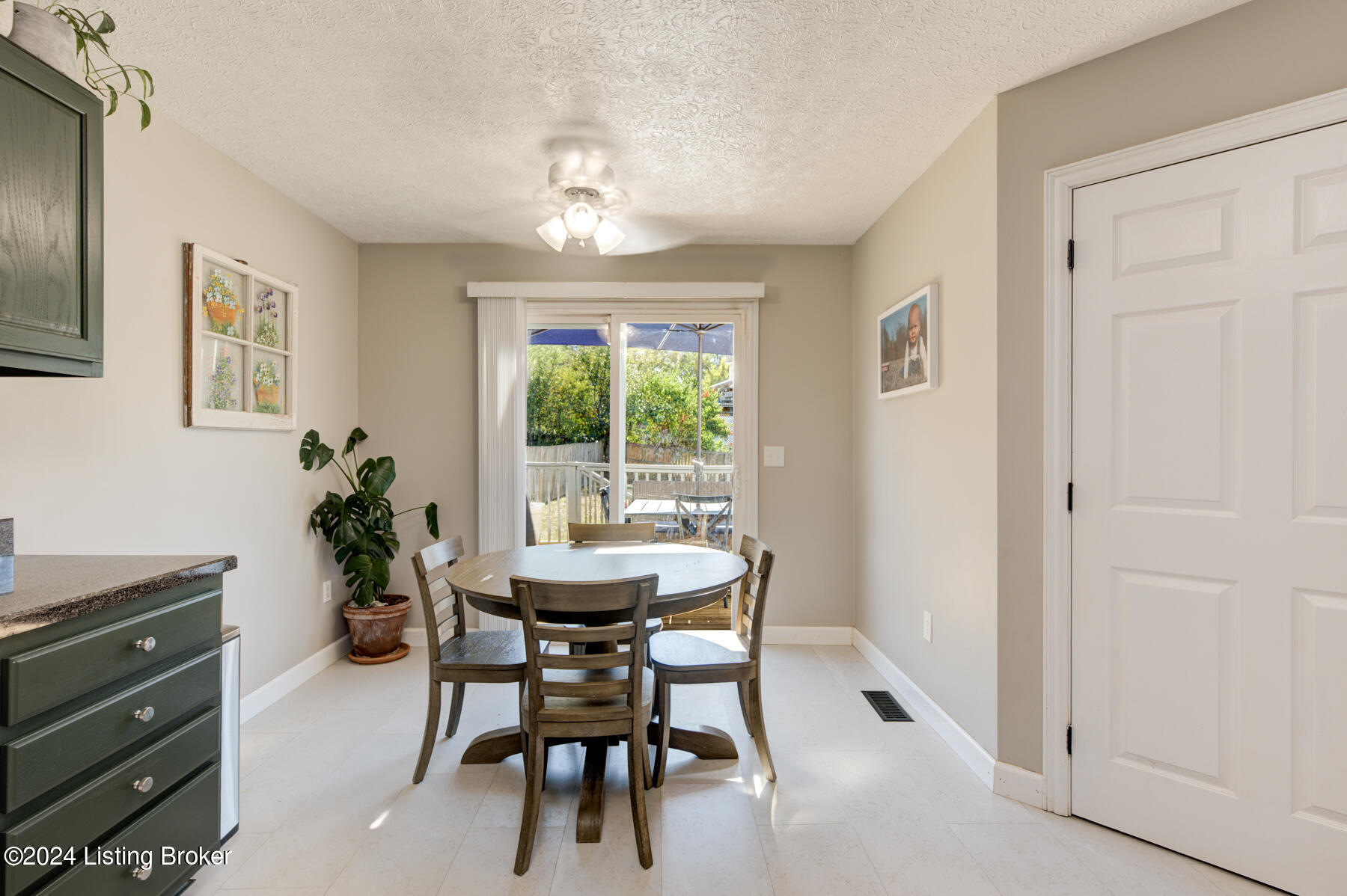 106 Spencer Ct