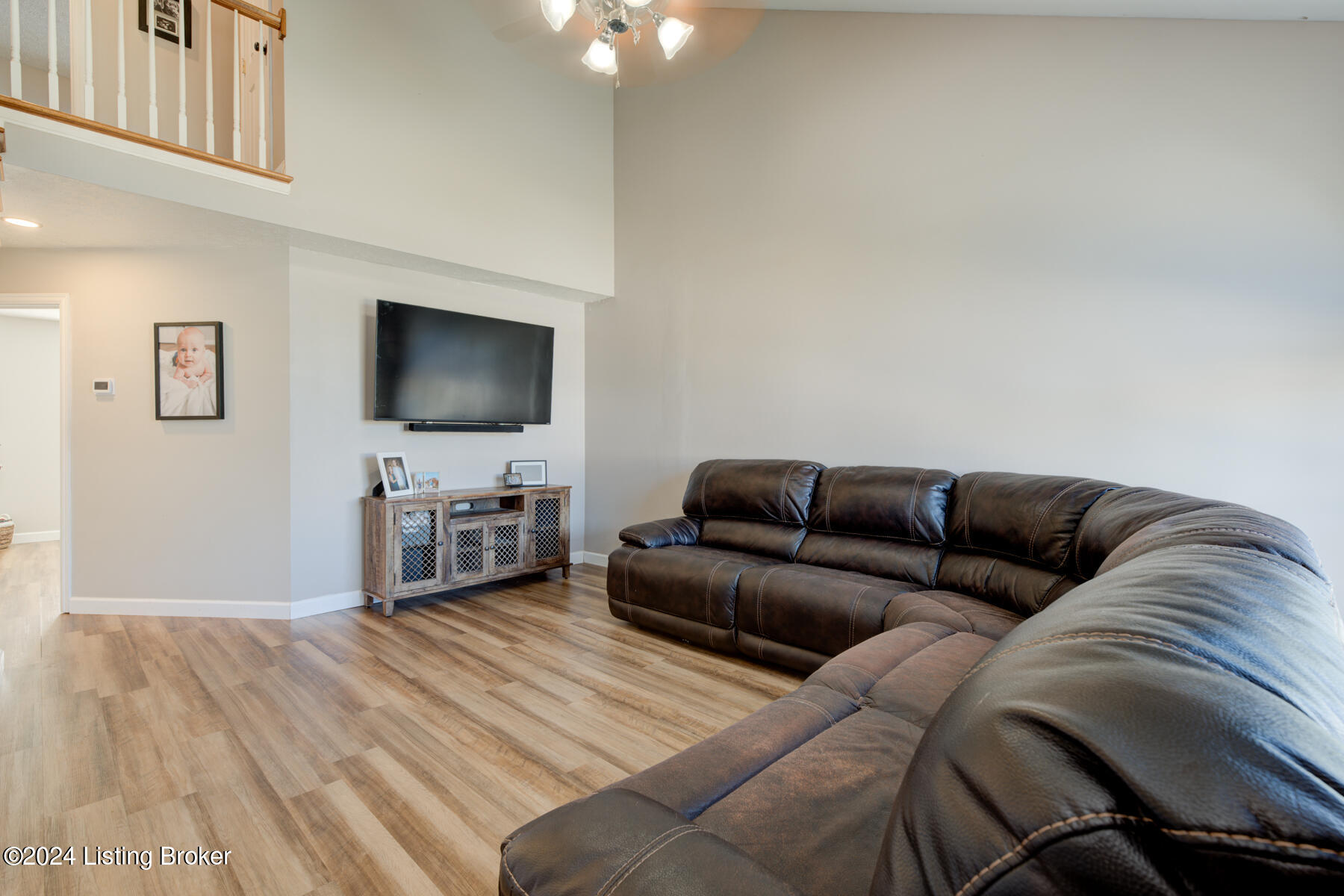 106 Spencer Ct
