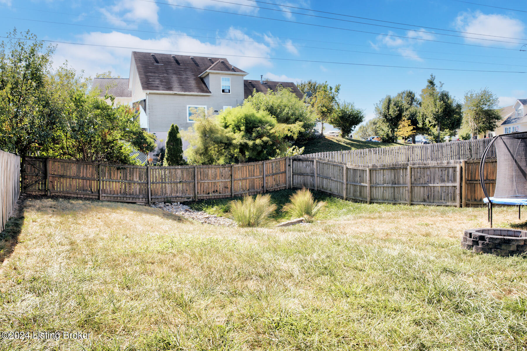 106 Spencer Ct