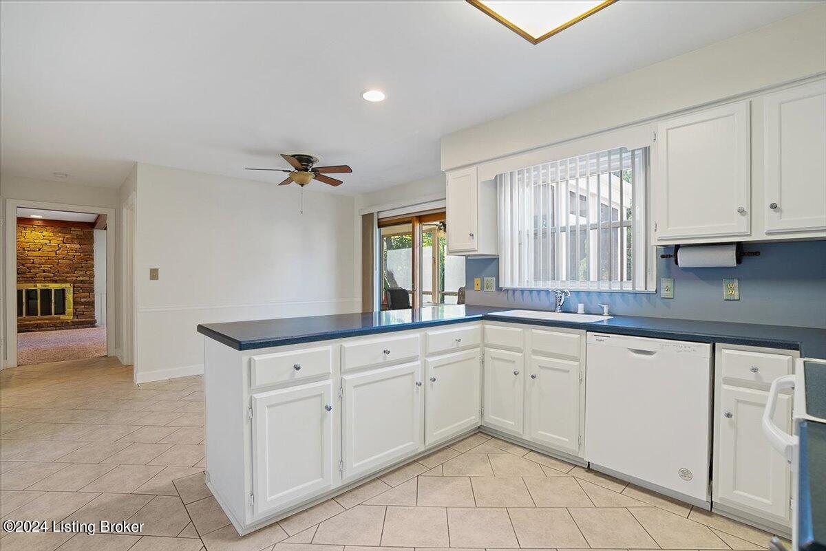 9102 Hurstwood Ct