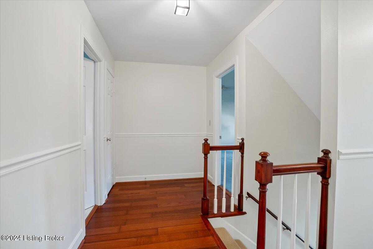 9102 Hurstwood Ct