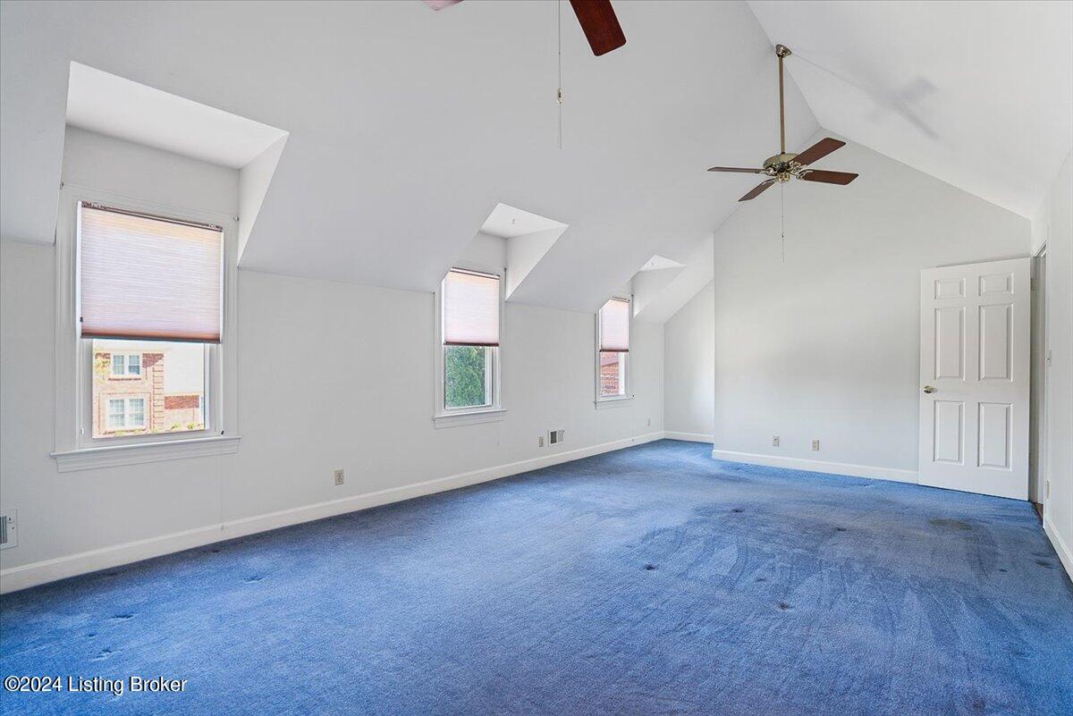 9102 Hurstwood Ct
