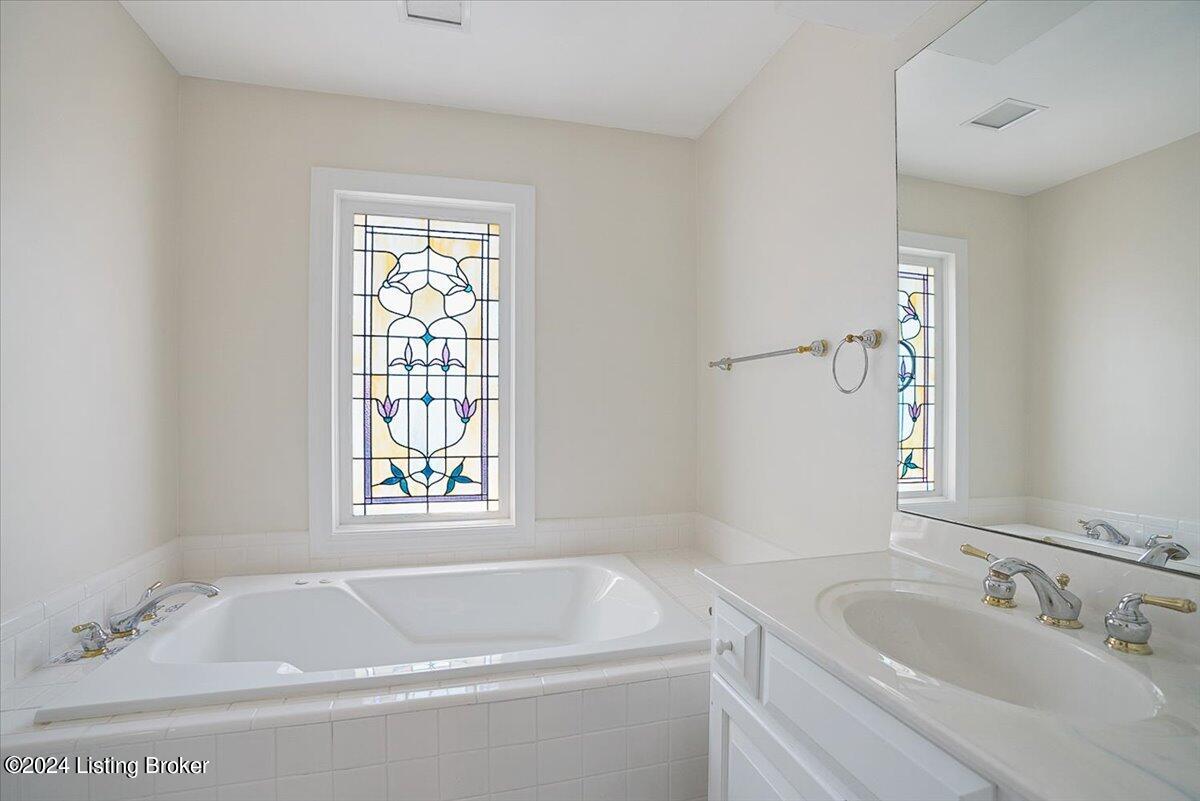 9102 Hurstwood Ct