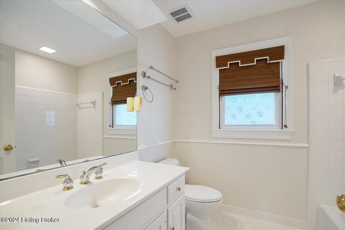 9102 Hurstwood Ct