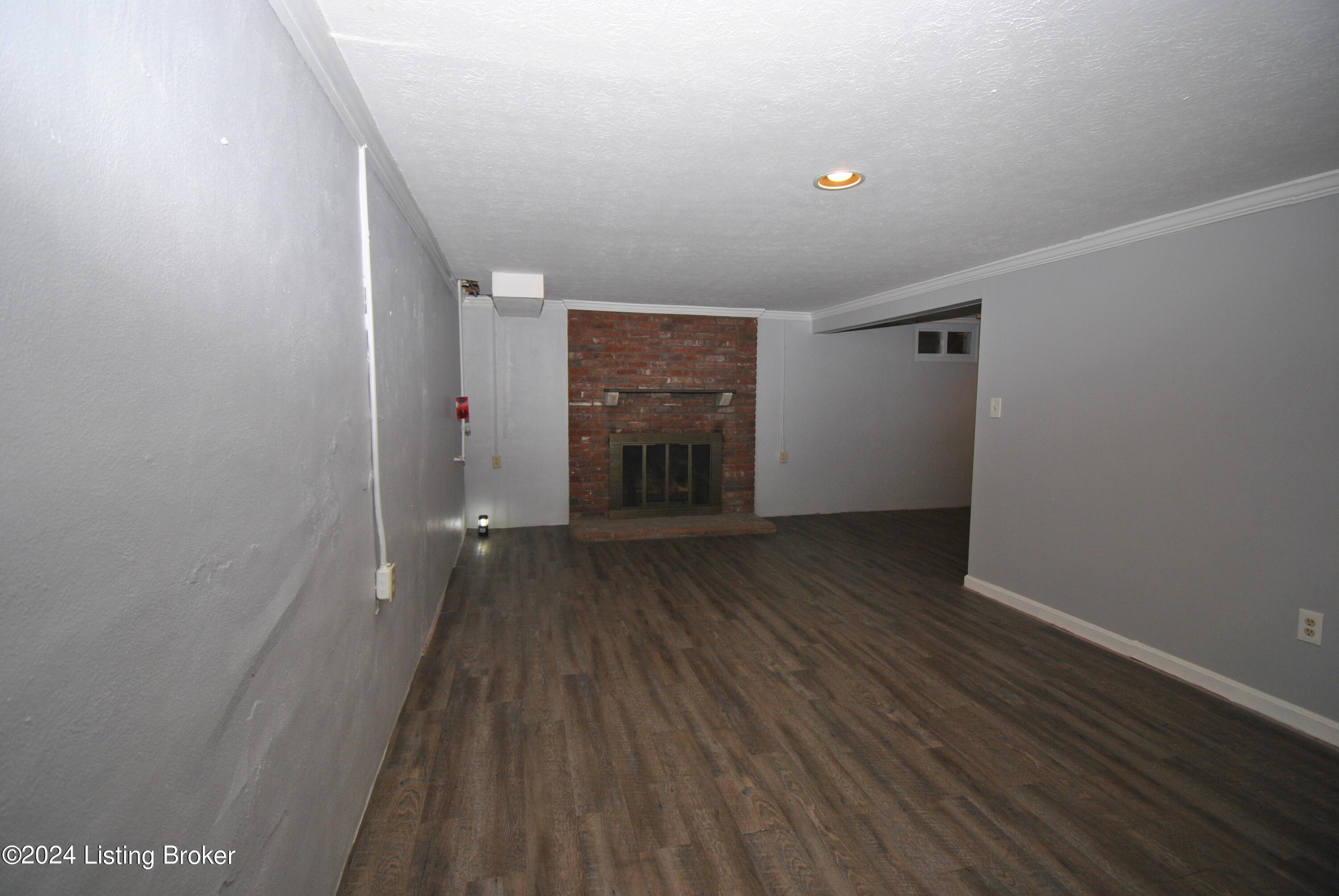 1910 Janlyn Rd