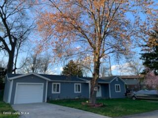 104 Greenbriar Dr