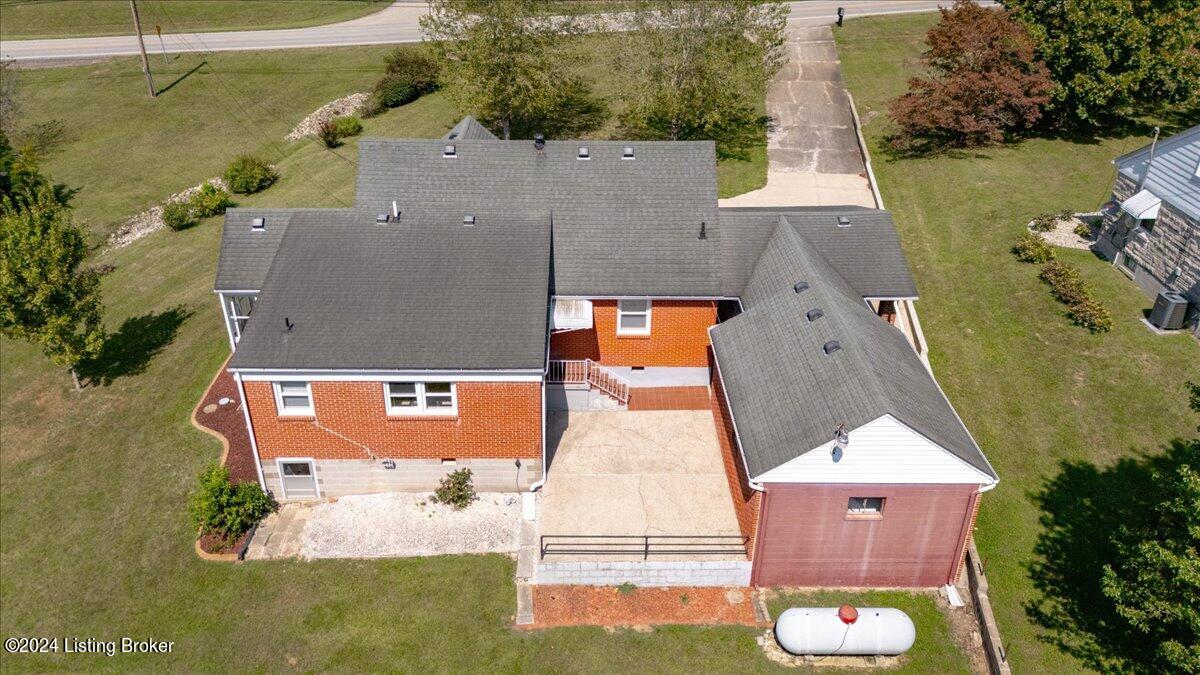 216 N Main St