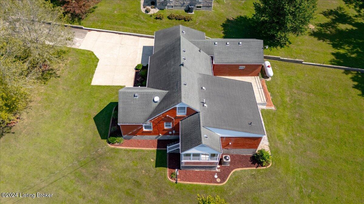 216 N Main St