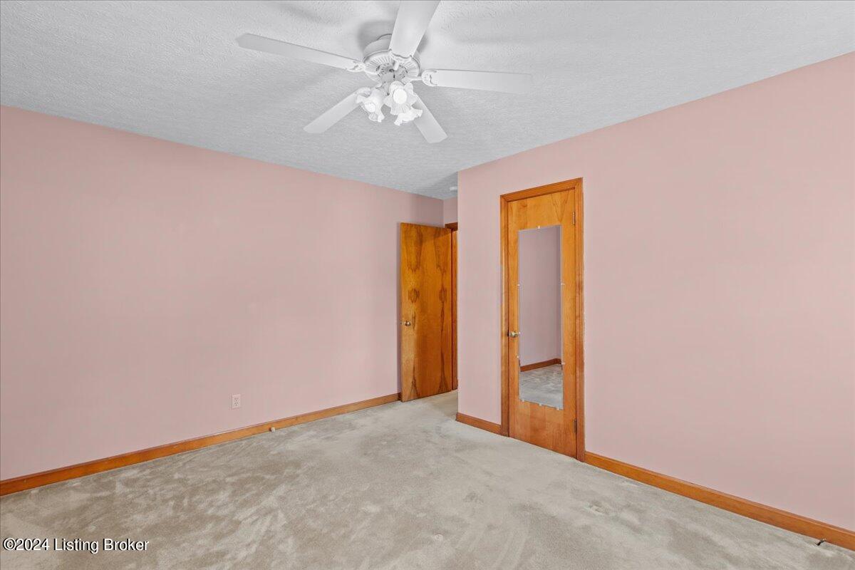 216 N Main St