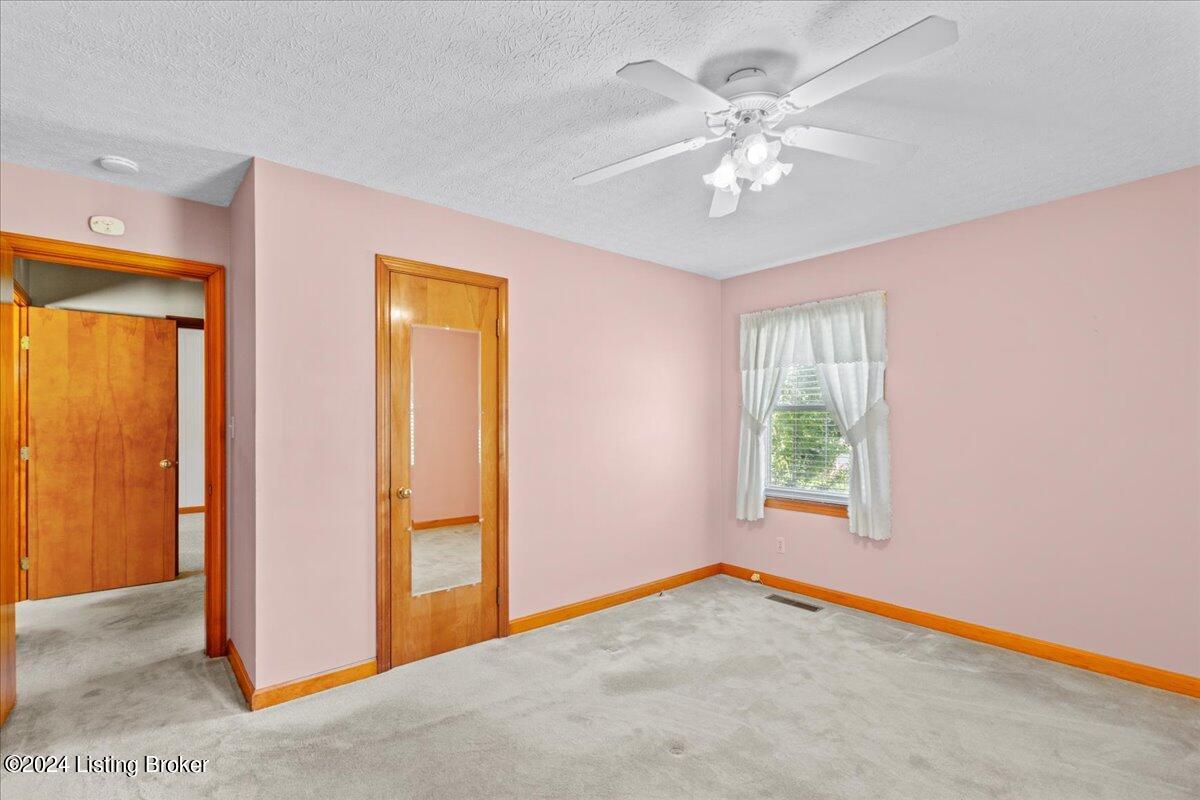 216 N Main St