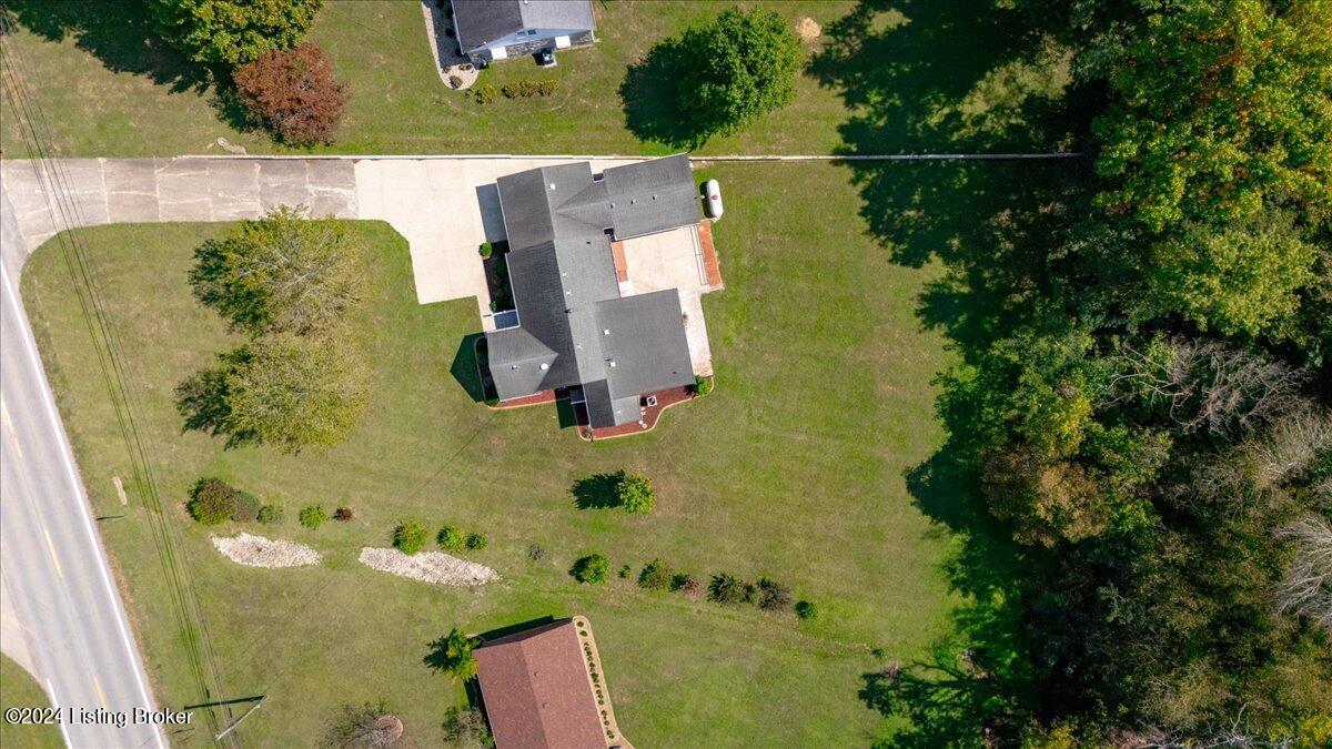 216 N Main St