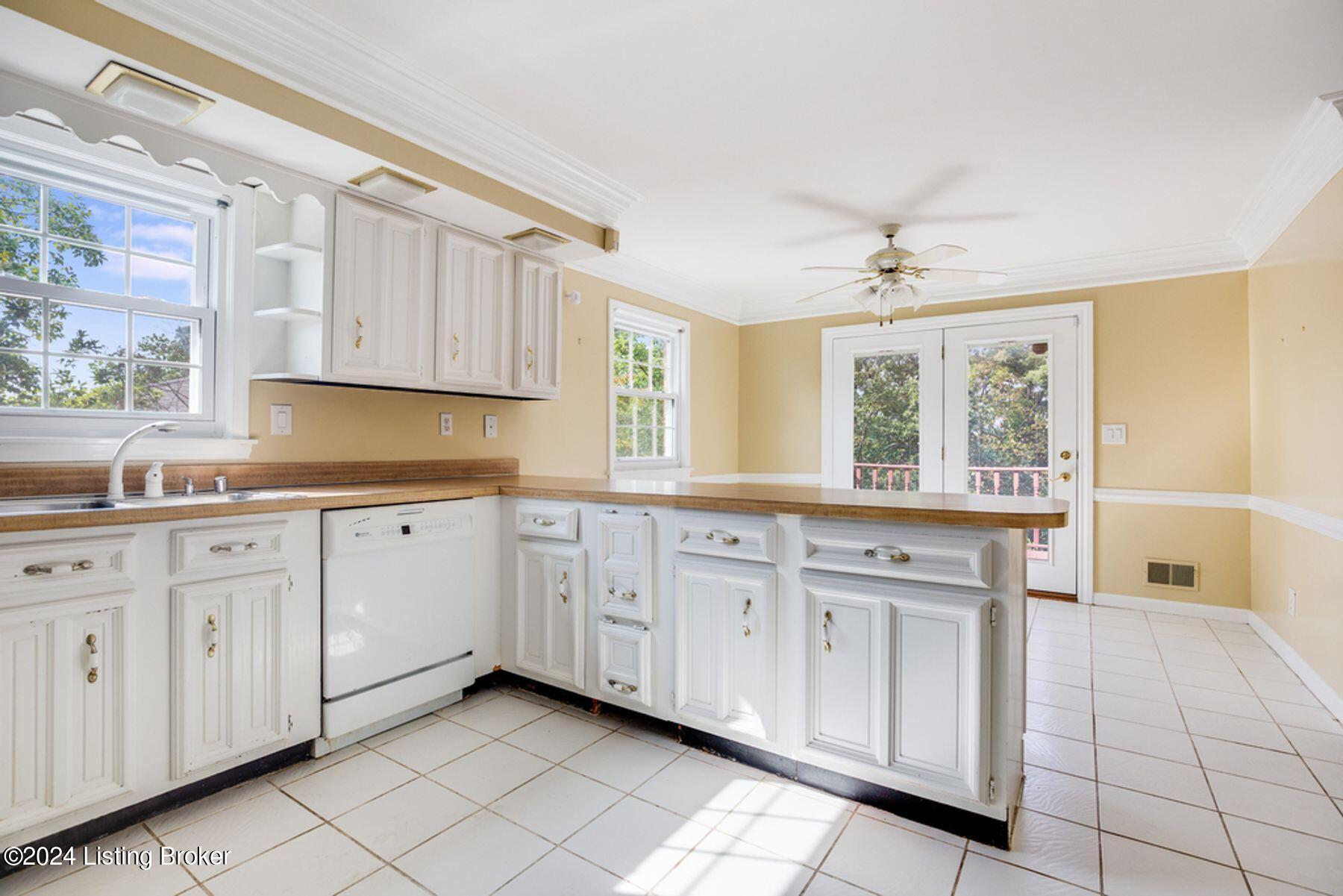 5214 Rollingwood Trail