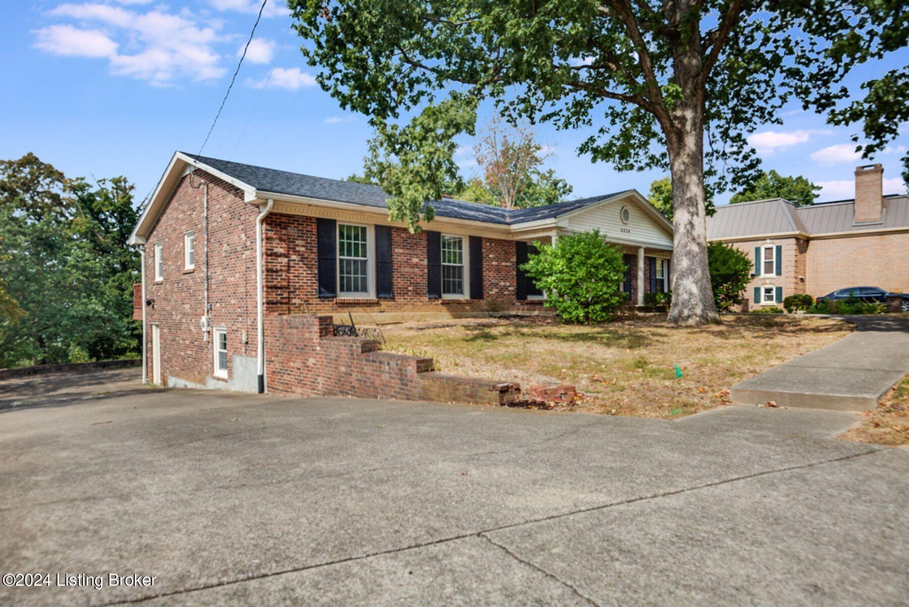 5214 Rollingwood Trail