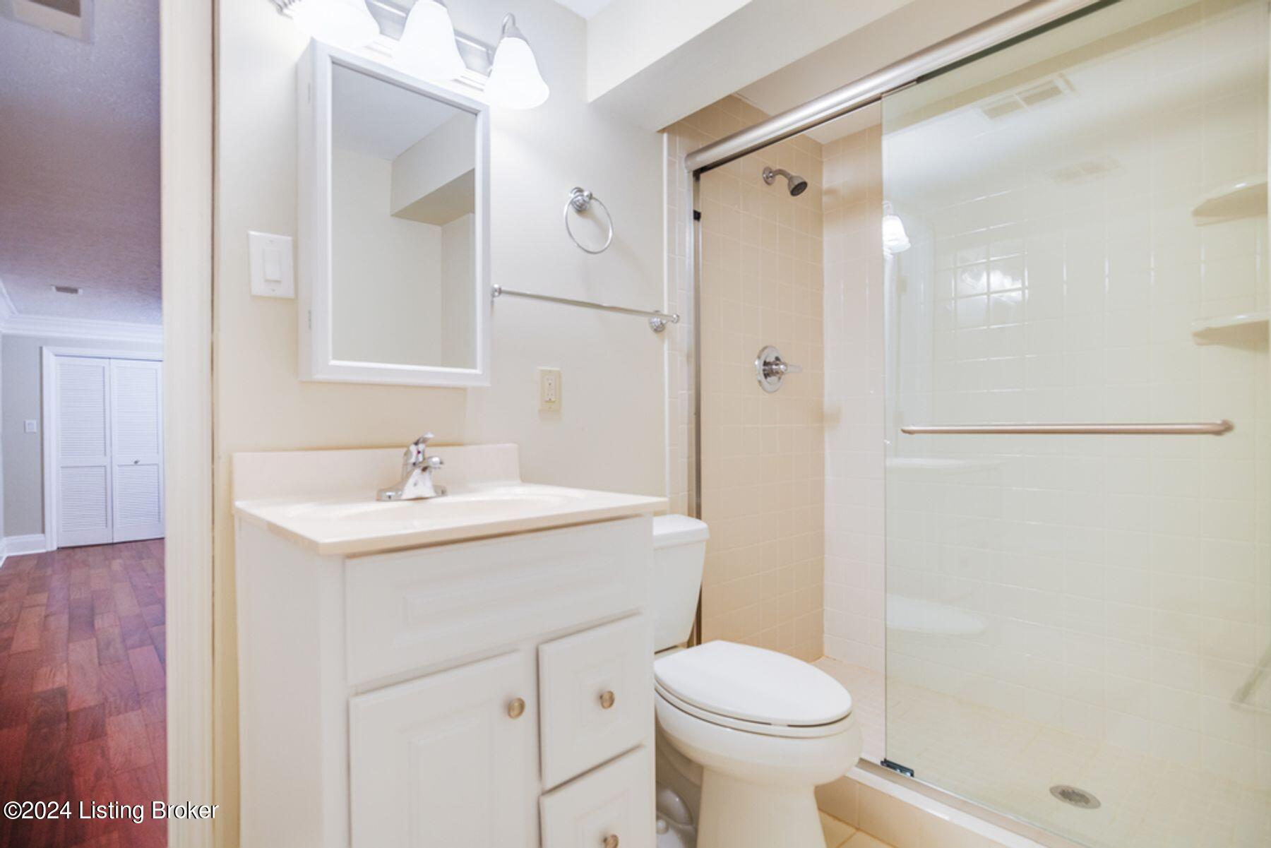 5214 Rollingwood Trail
