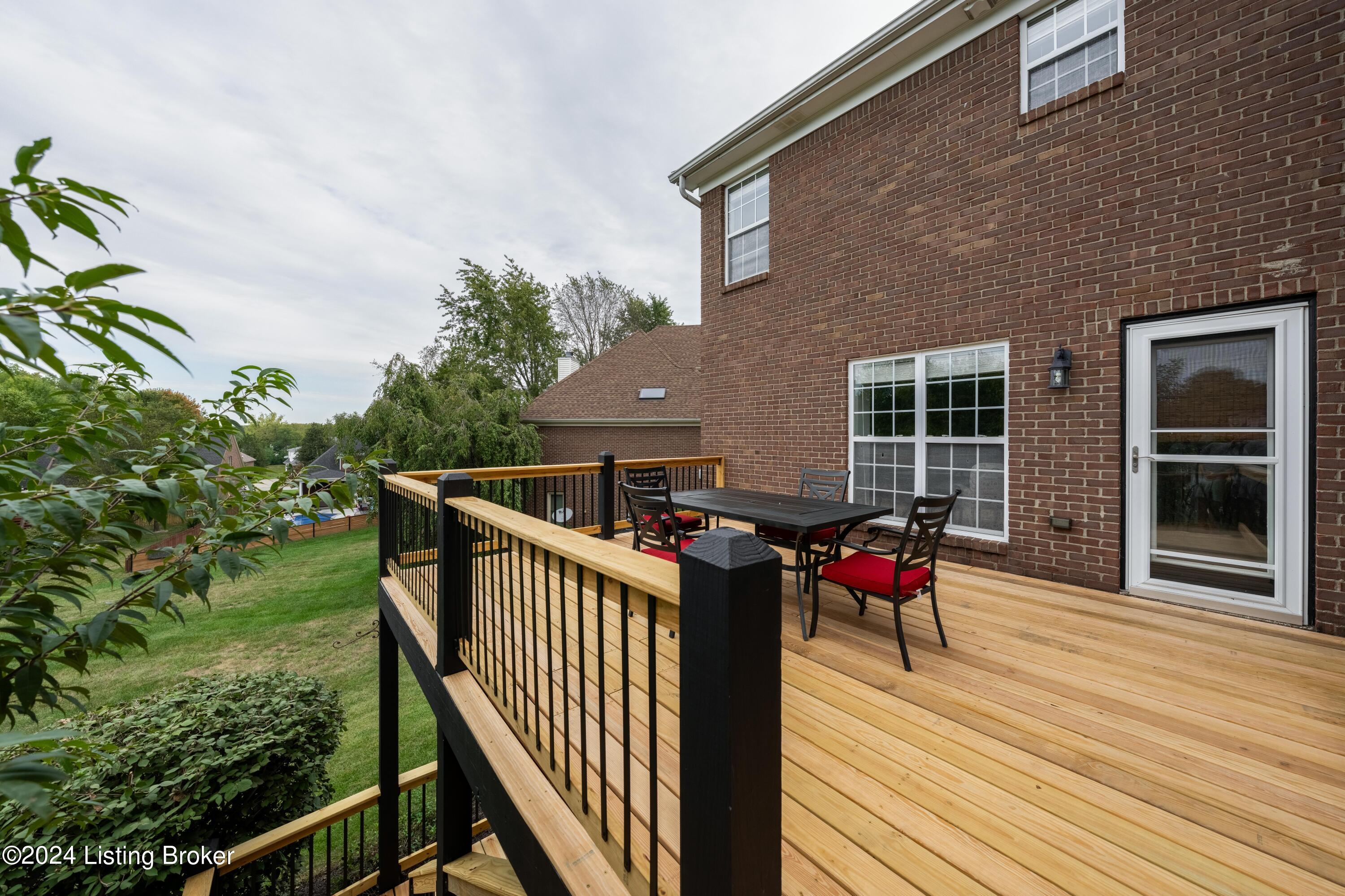 12929 Willow Forest Dr