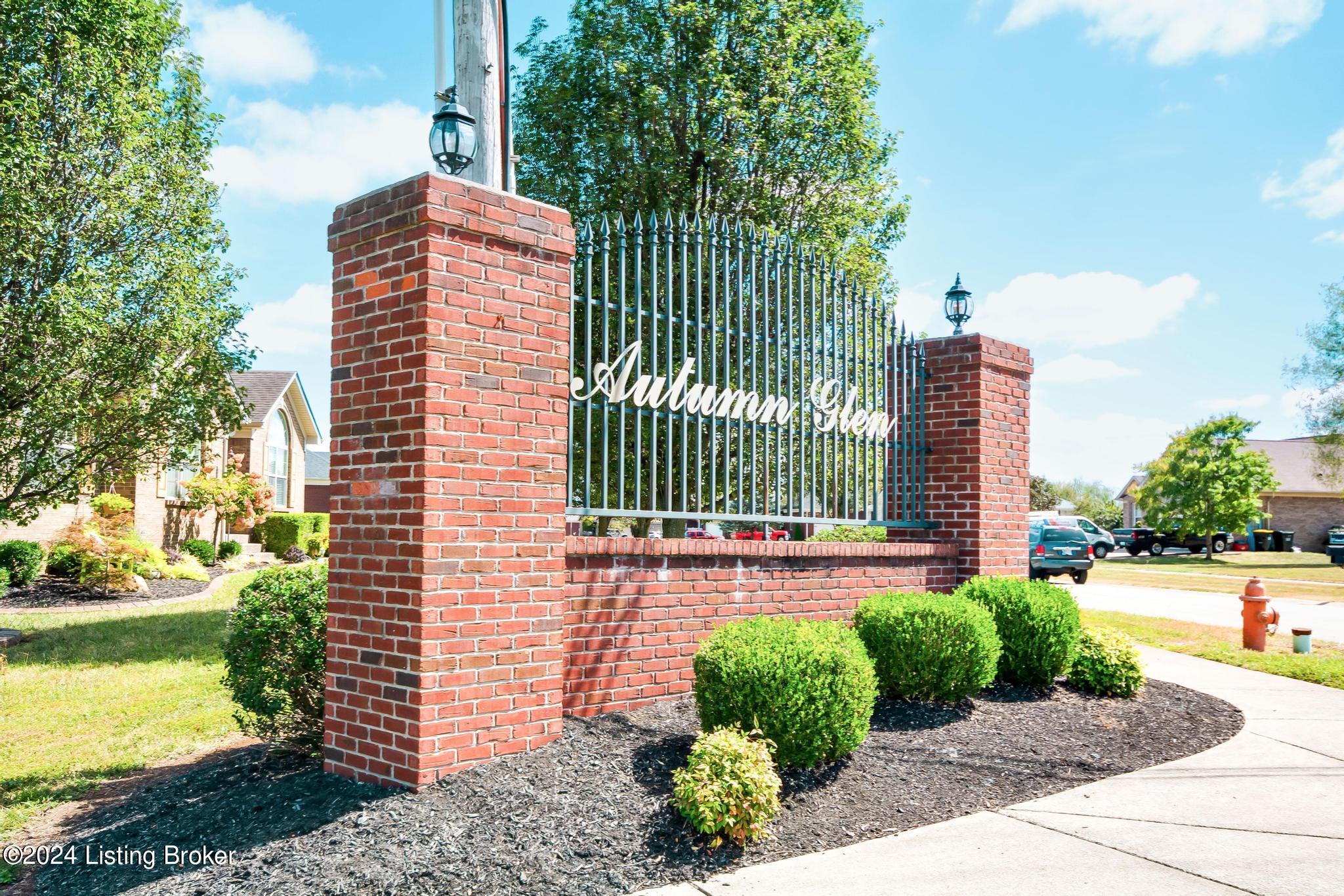 283 Autumn Ridge Dr