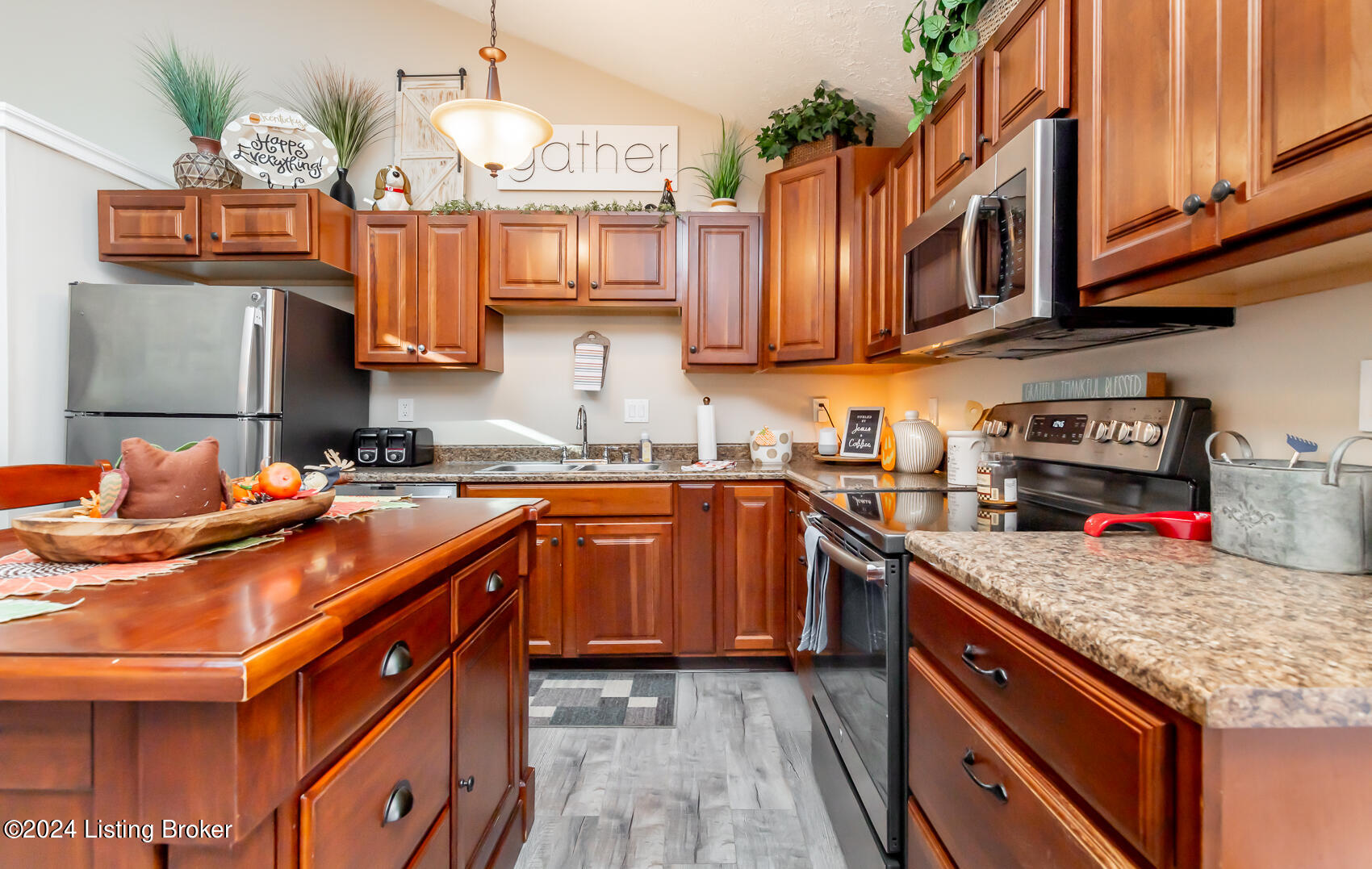 8919 Kaprun Ct