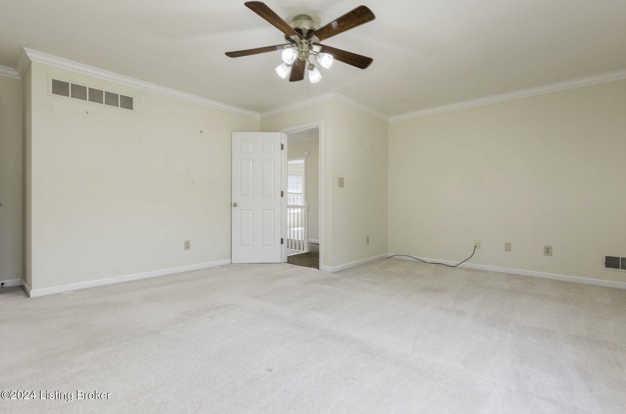 9509 Farmstead Ln