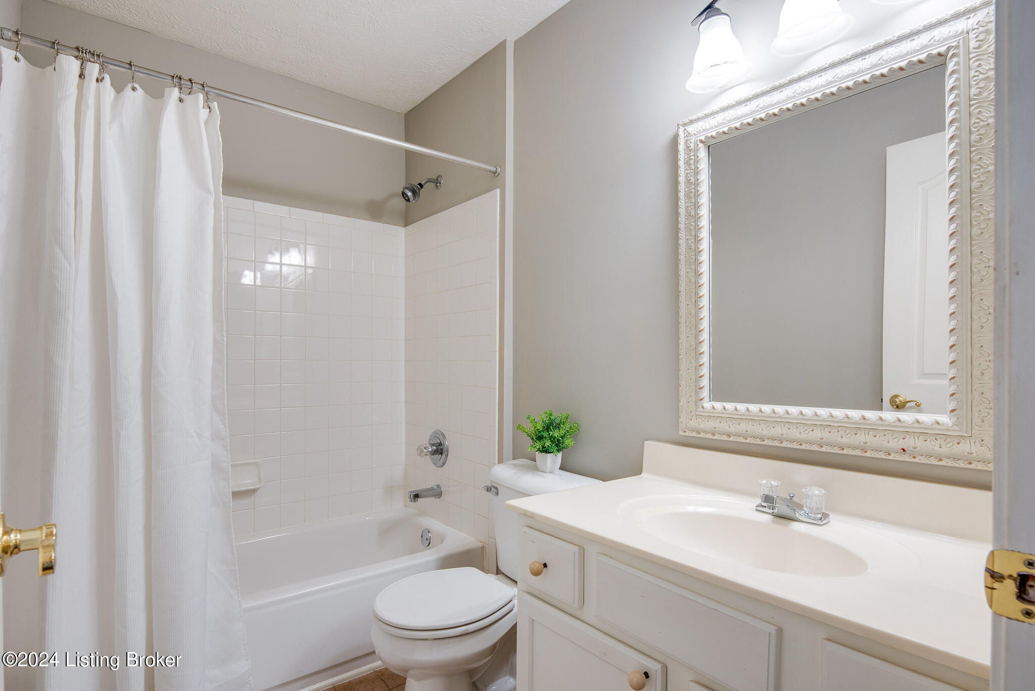 1305 Taxus Top Ln, 202