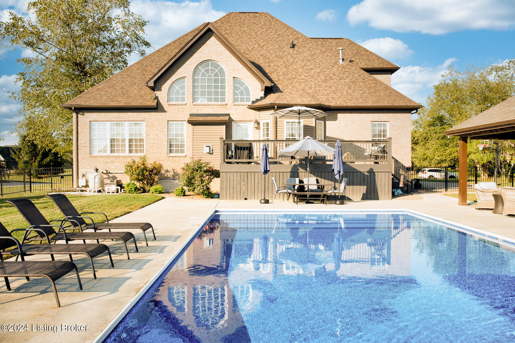 326 Heritage Hill Pkwy