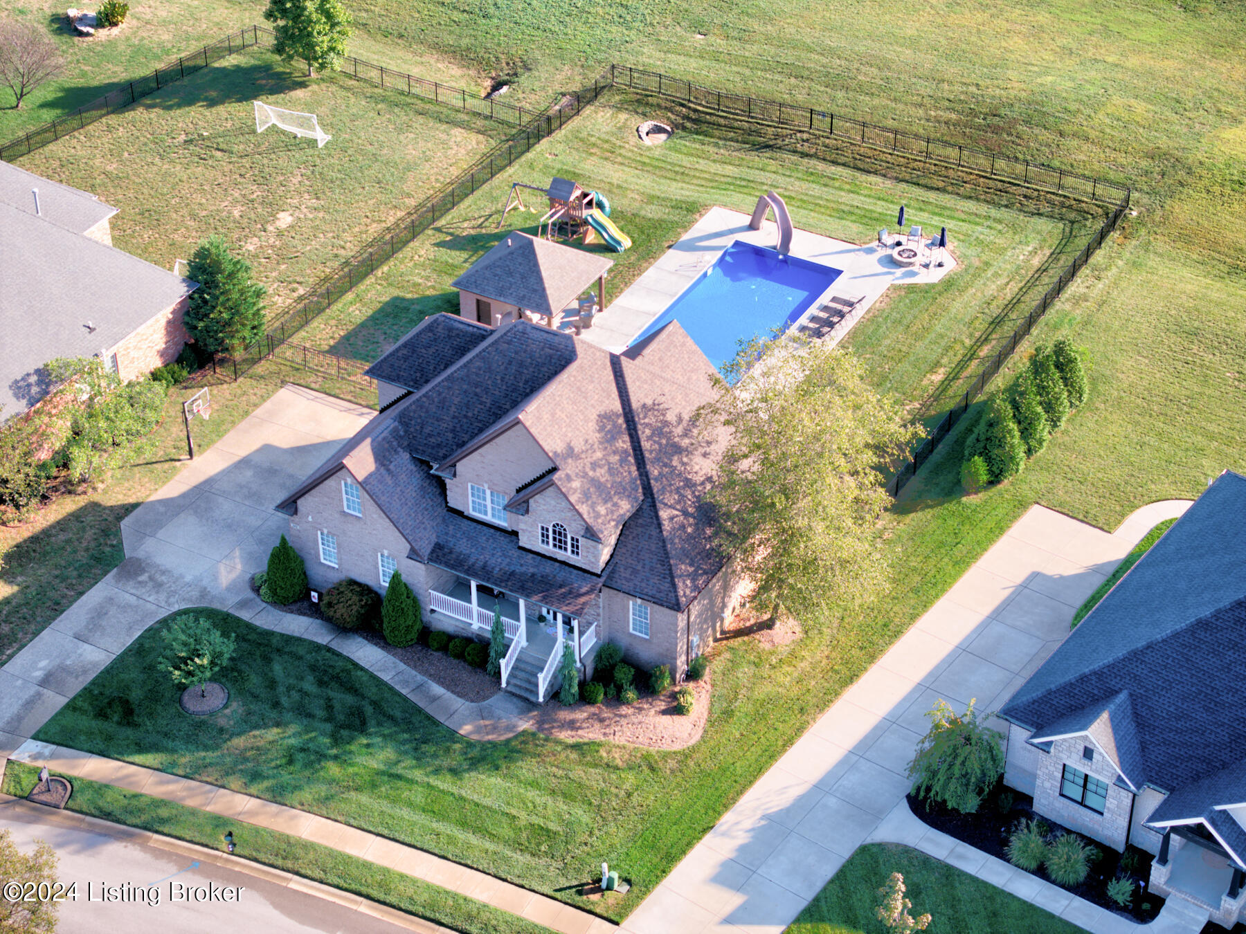 326 Heritage Hill Pkwy