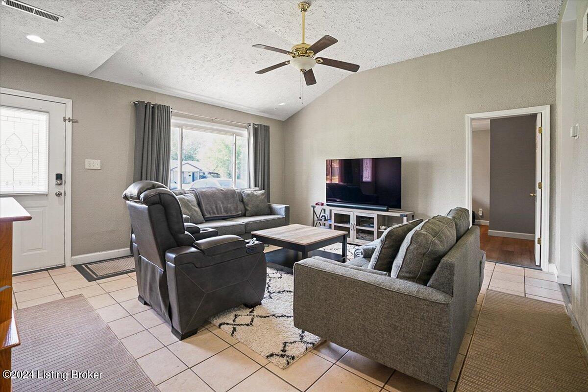 7301 Betsy Ross Dr