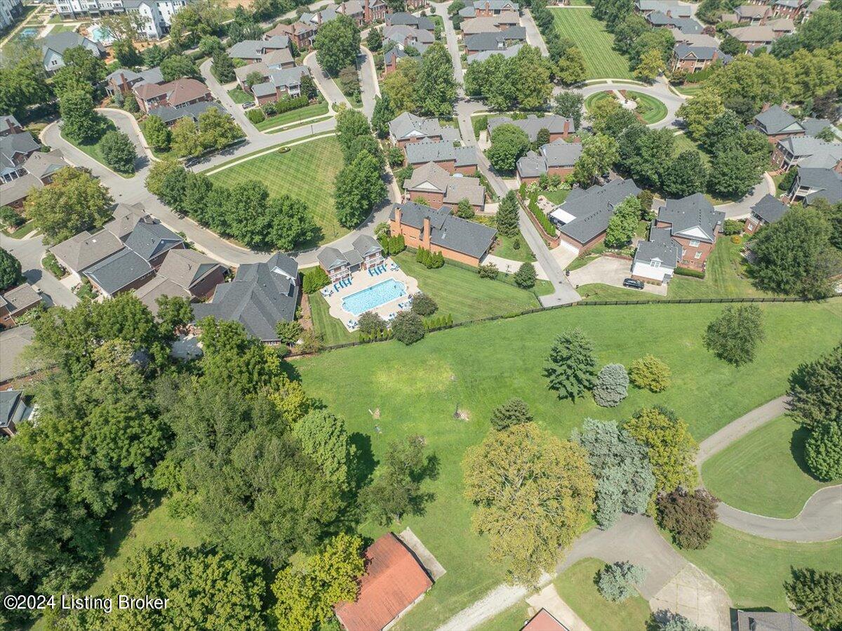 8216 Maris Ct