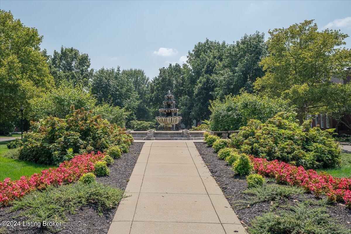 8216 Maris Ct