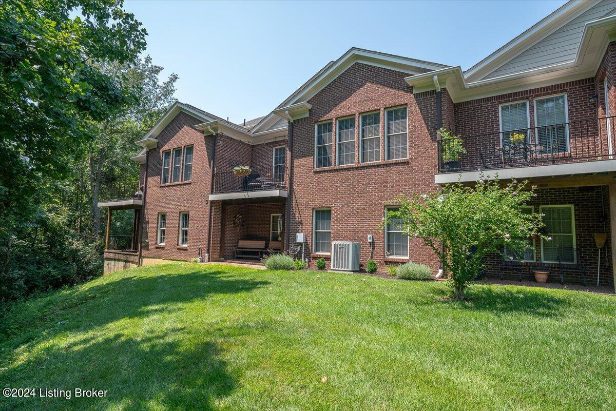 8216 Maris Ct