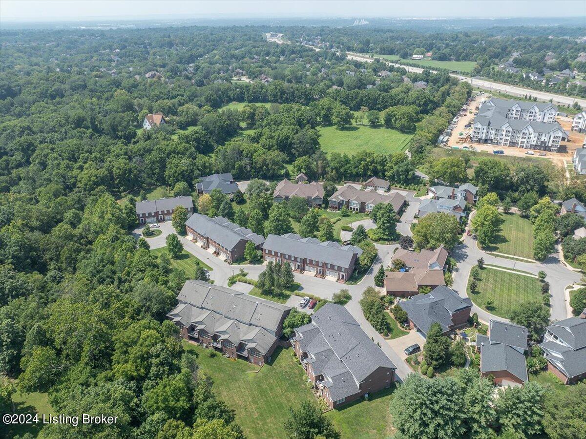 8216 Maris Ct