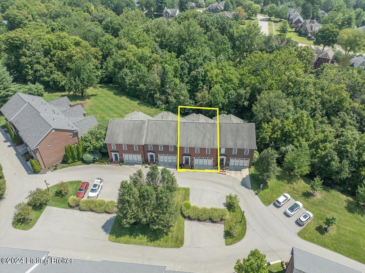 8216 Maris Ct