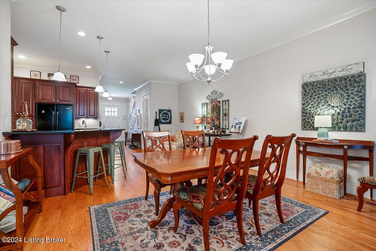 8216 Maris Ct