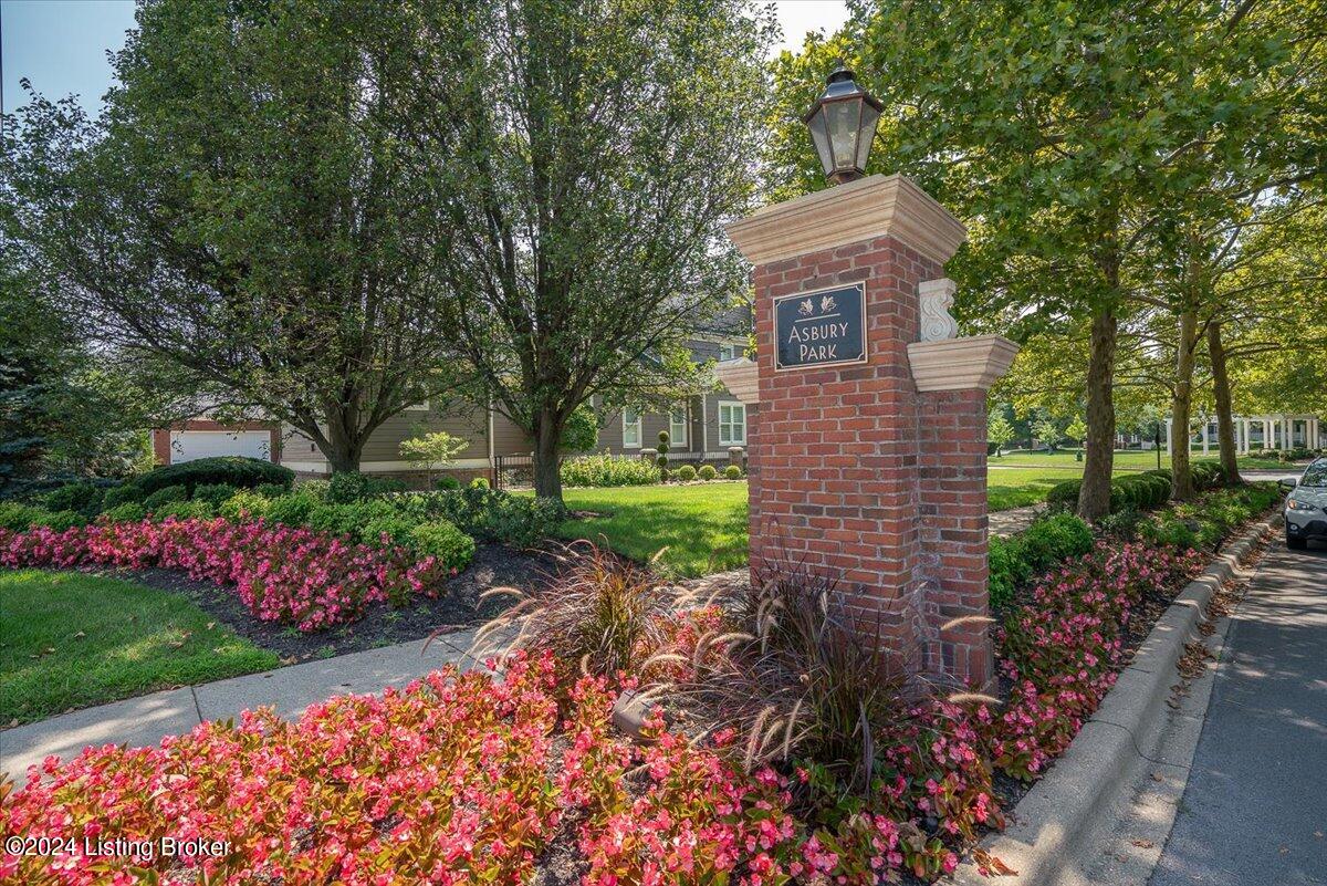 8216 Maris Ct