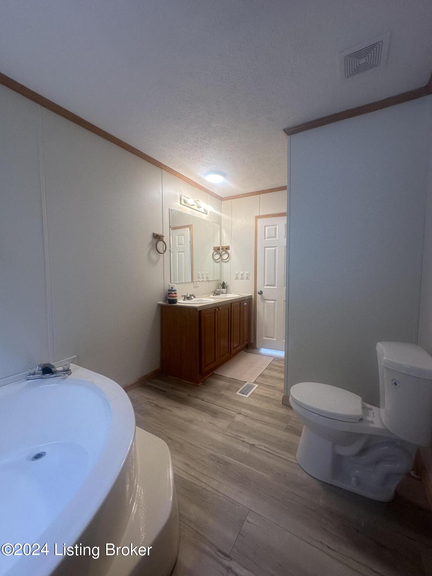 475 smiley basham Ln