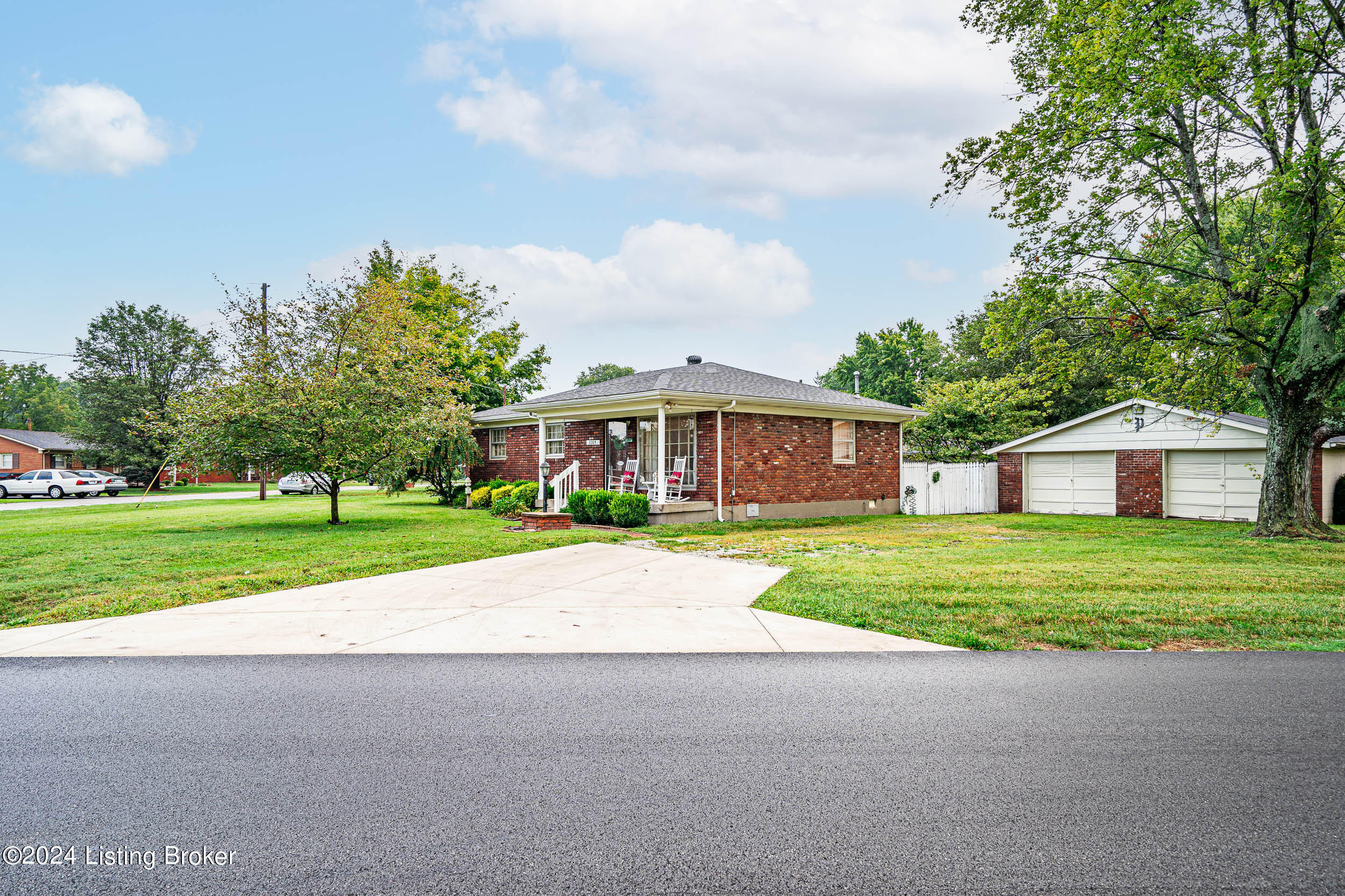8209 Westray Ln