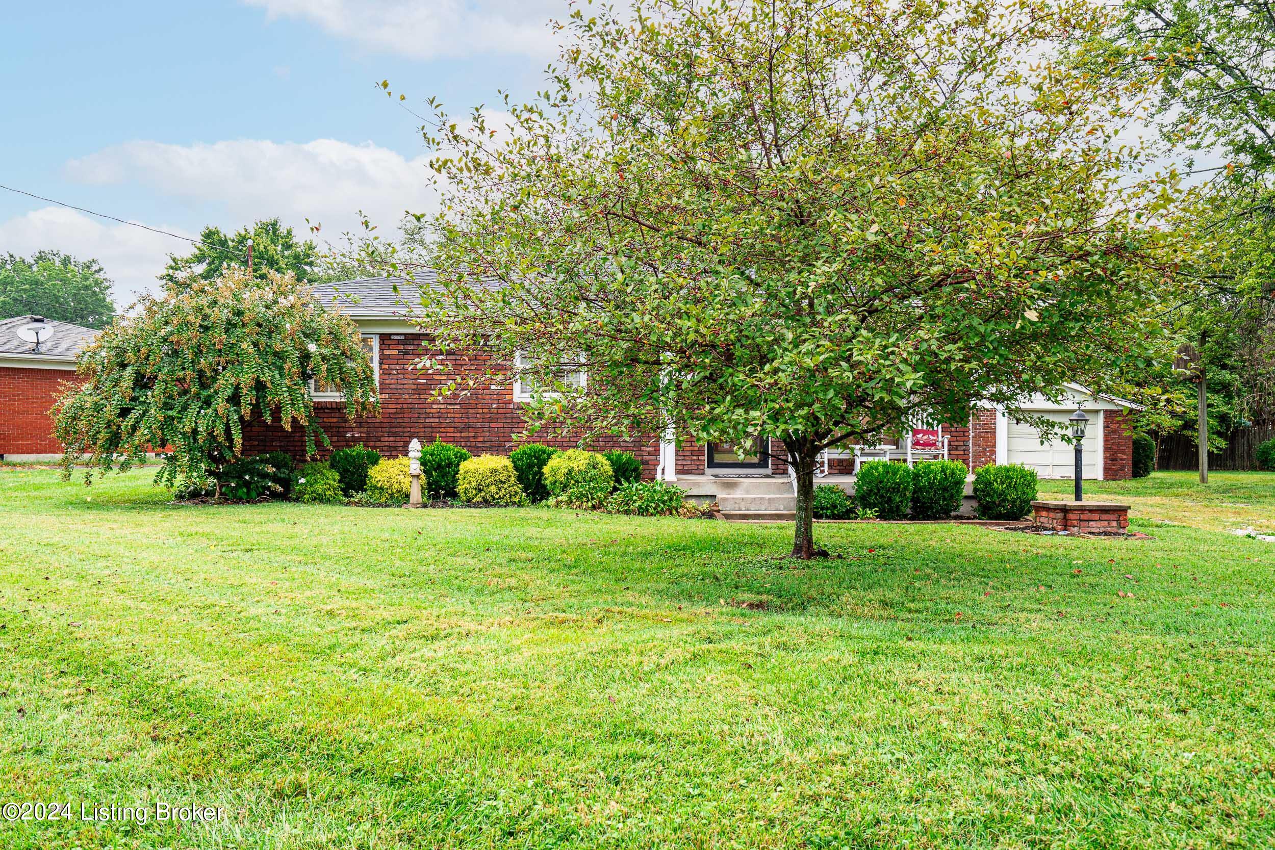 8209 Westray Ln