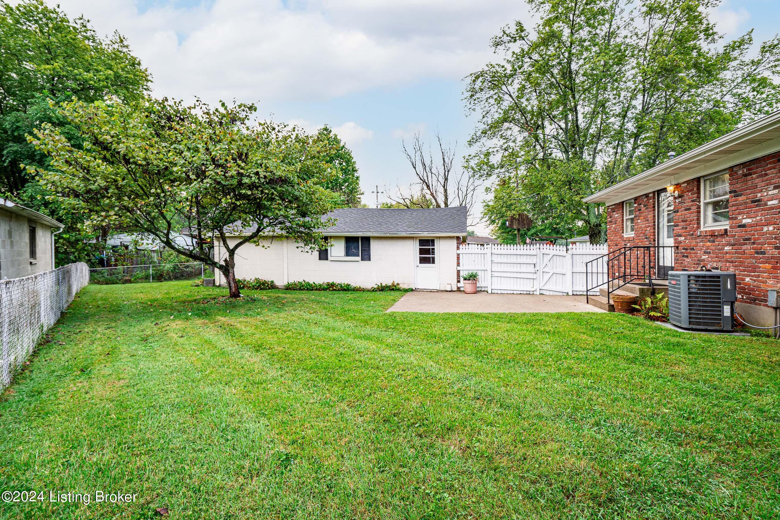 8209 Westray Ln