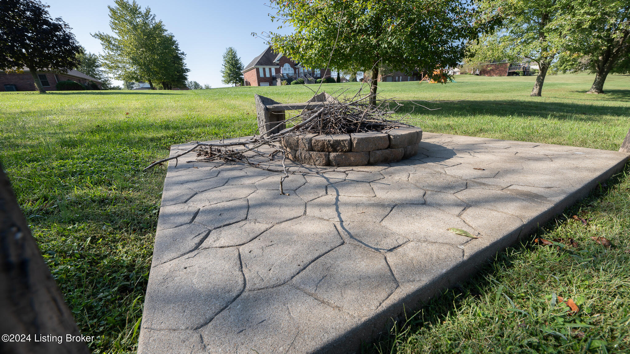 8889 Ernstberger Rd