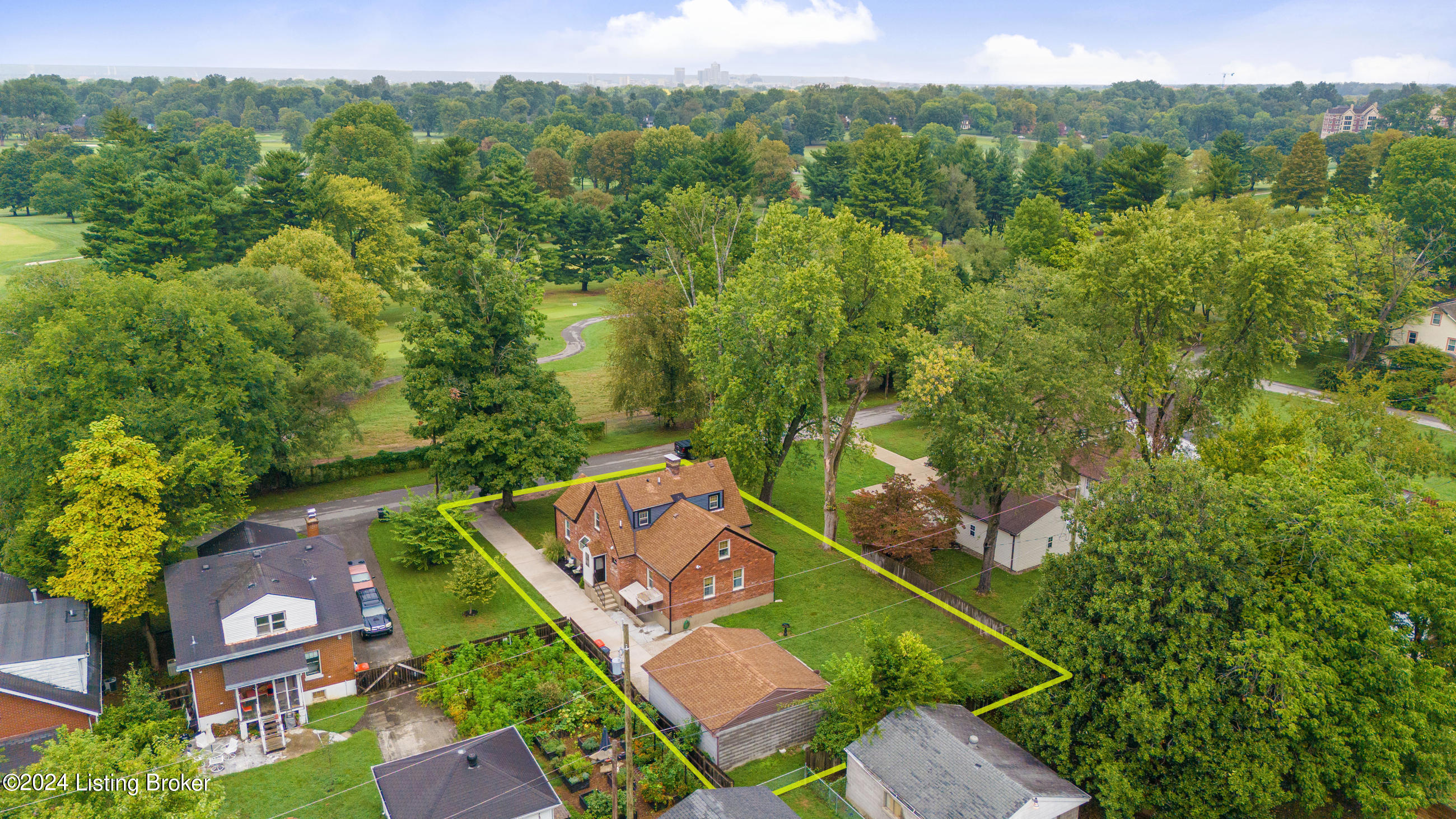1418 Cardinal Dr
