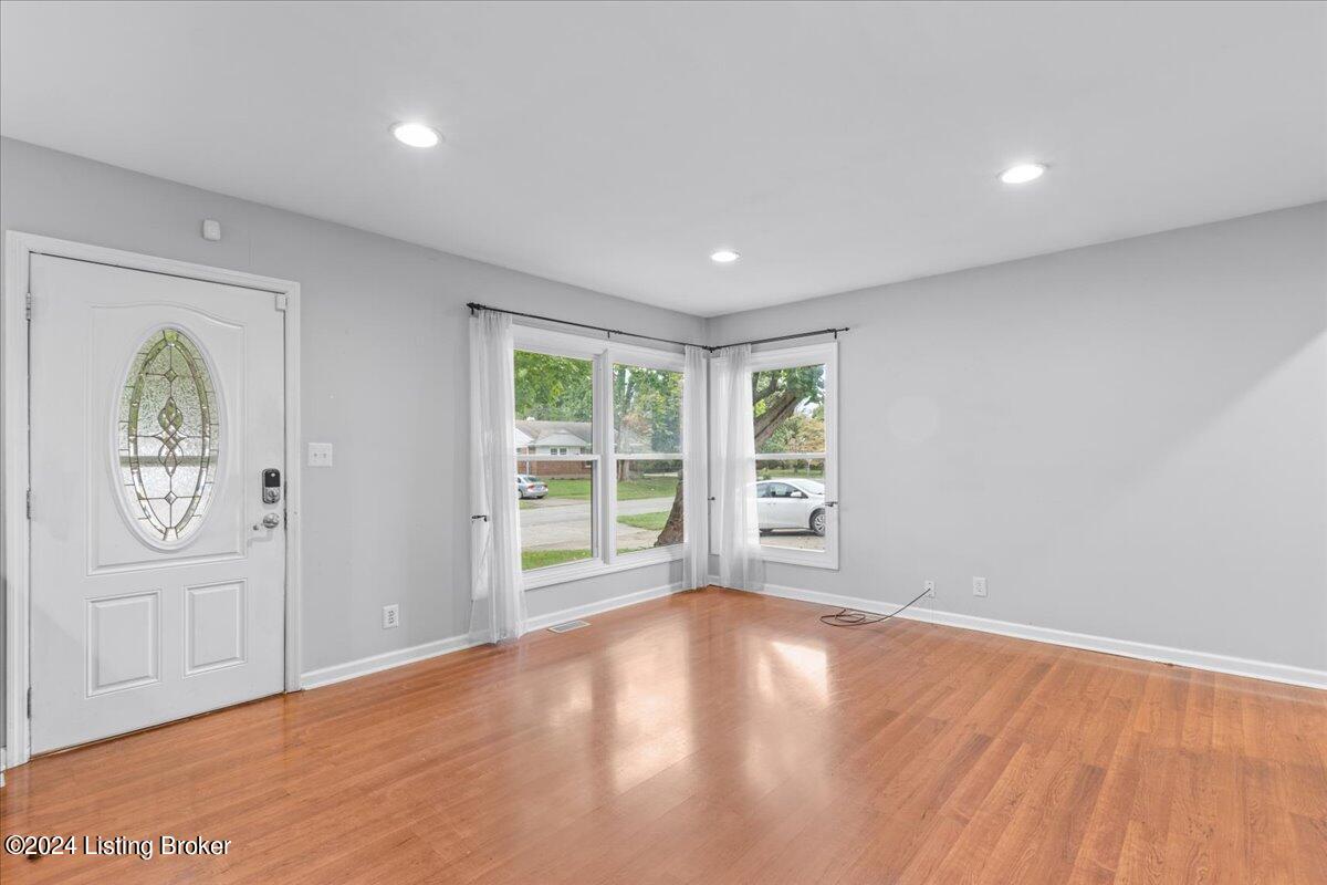 3737 Rouge Way