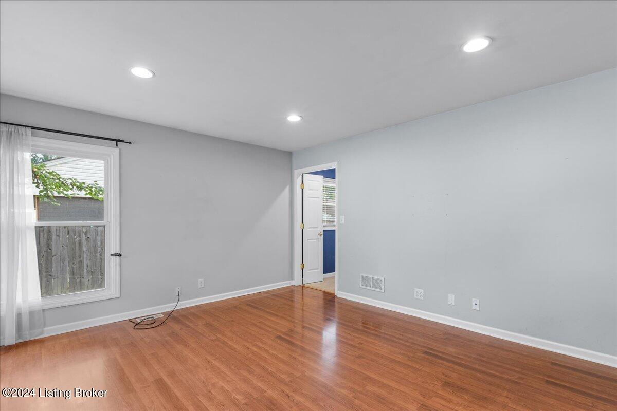 3737 Rouge Way