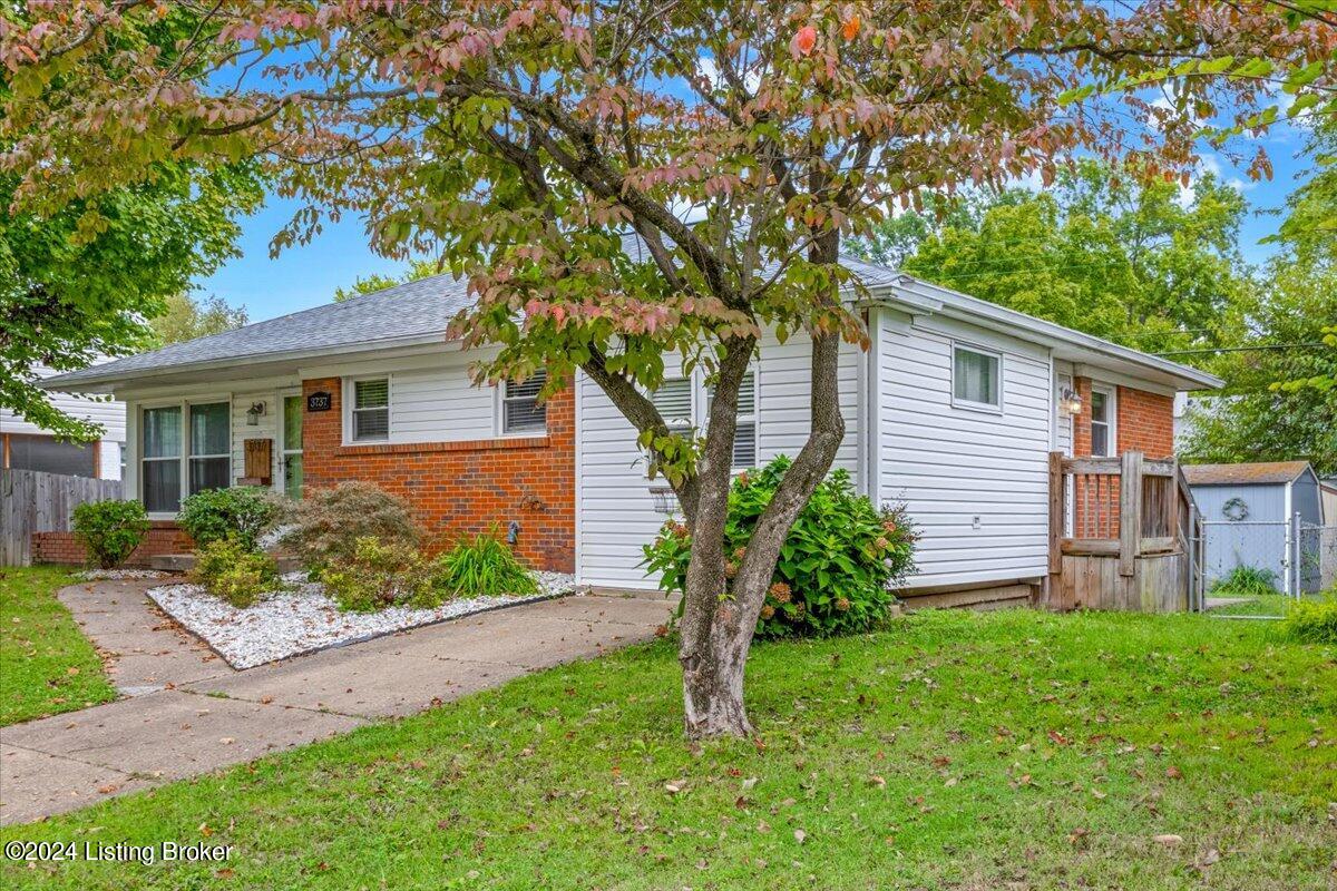 3737 Rouge Way