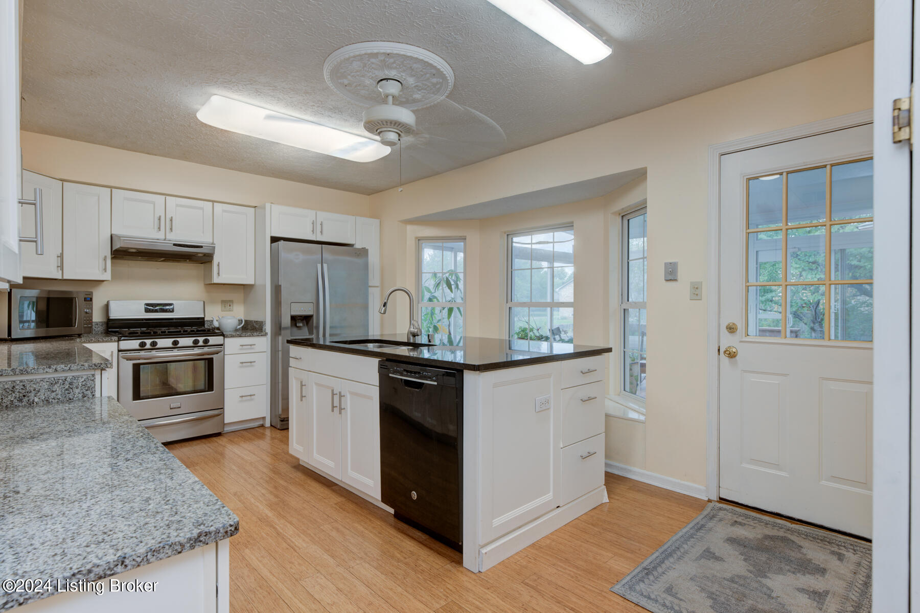 10017 Lauralynn Ct