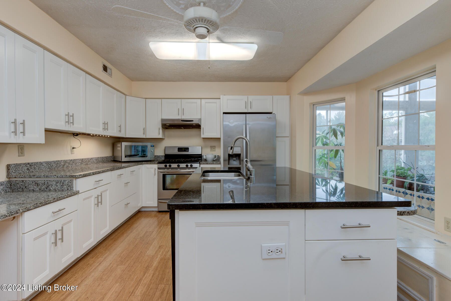 10017 Lauralynn Ct