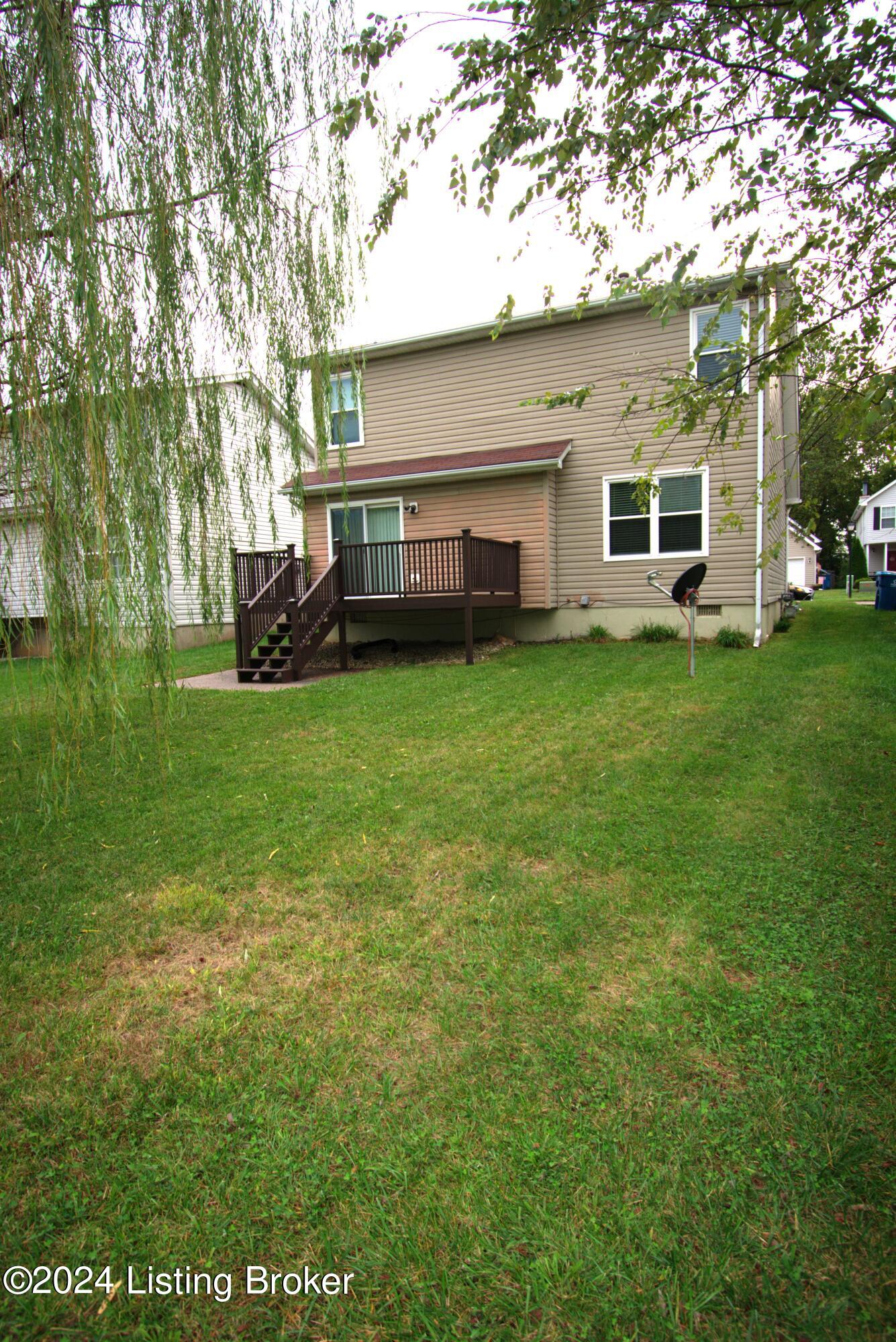 10407 Pinoak View Dr