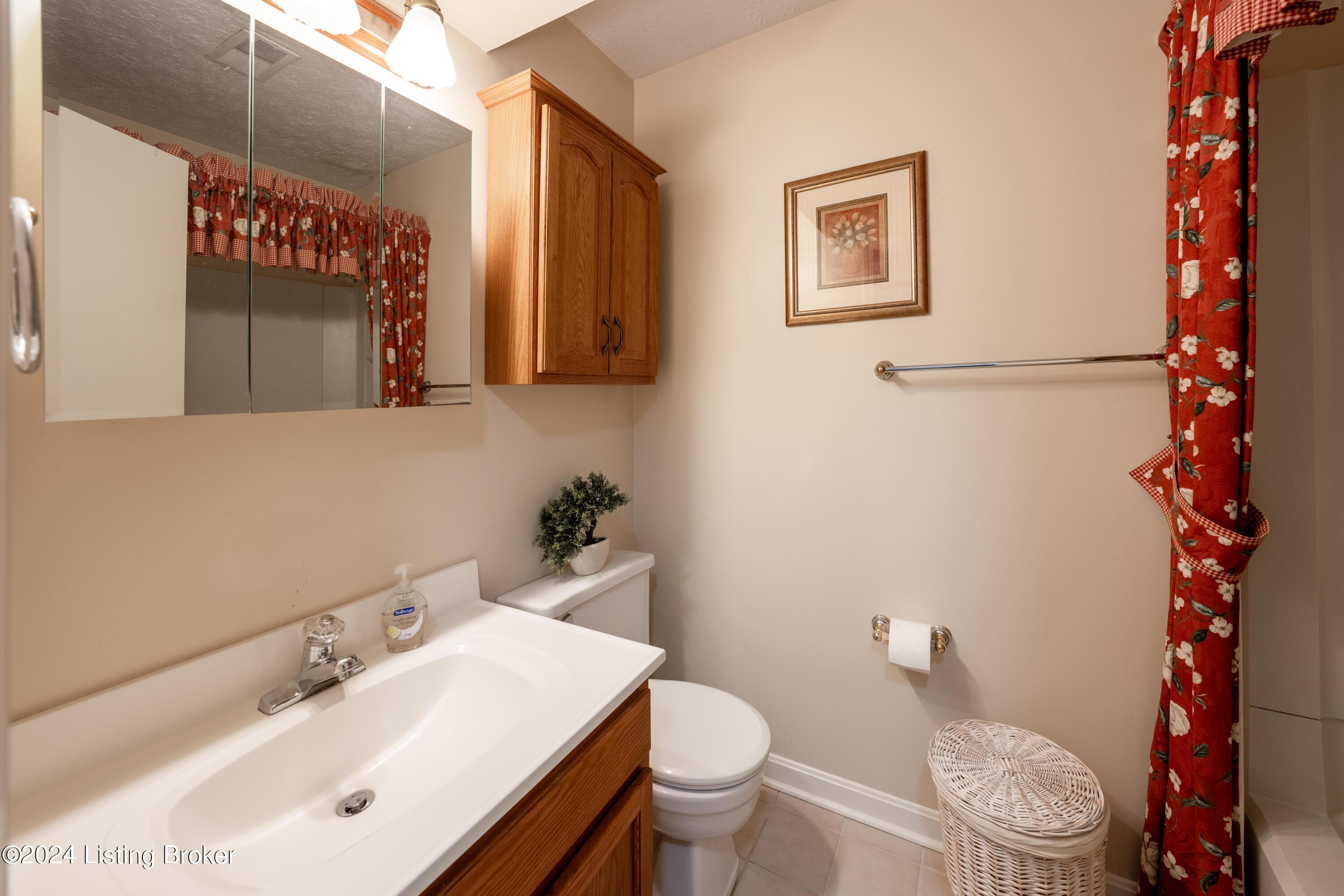 762 Yorkwood Pl