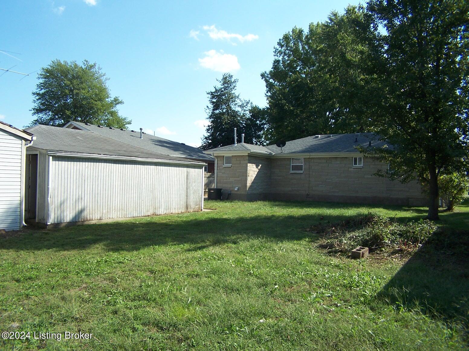 5213 Witten Dr